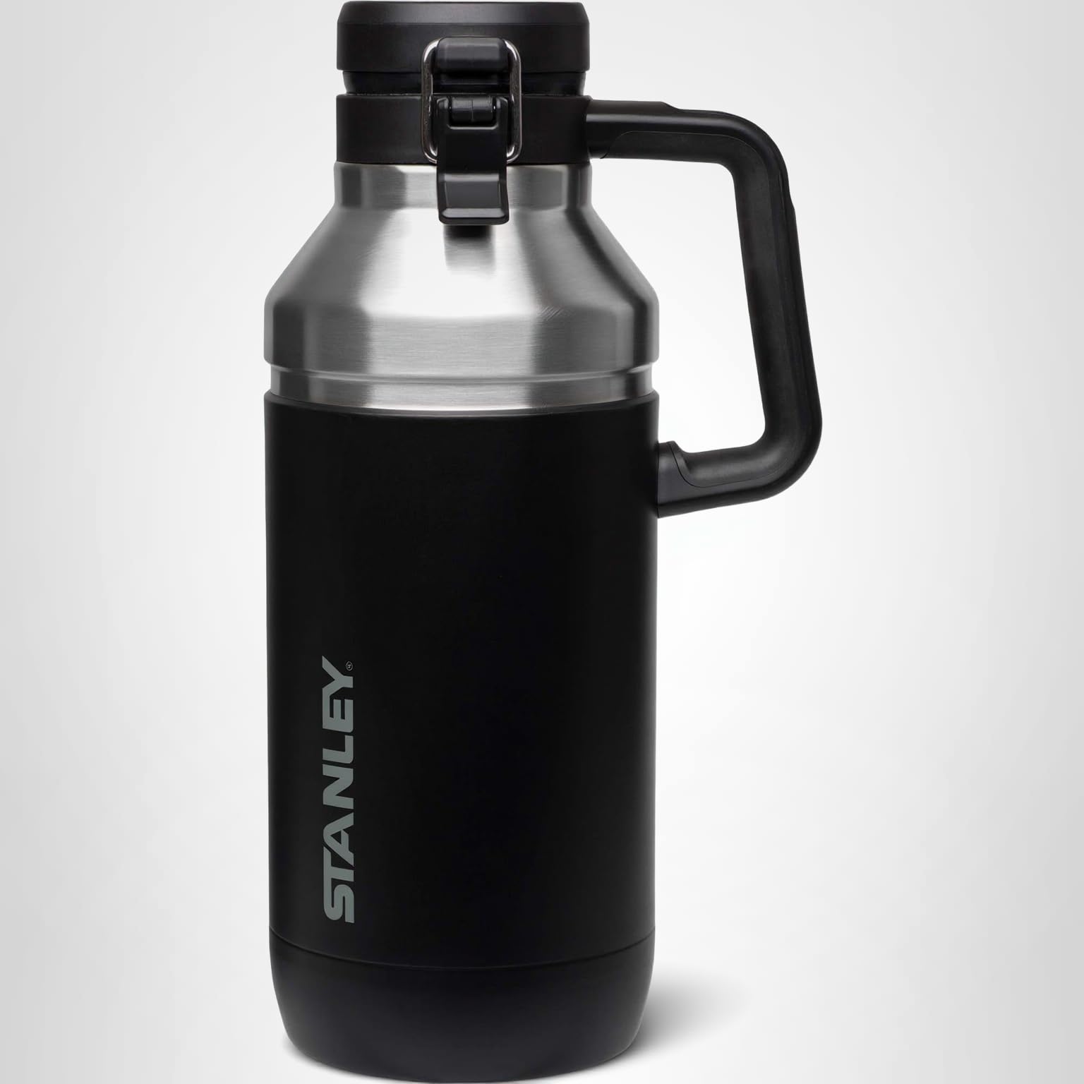 Amazon.com: Stanley GO Growler 64 oz Keeps Beer Cold or Coffee Hot
